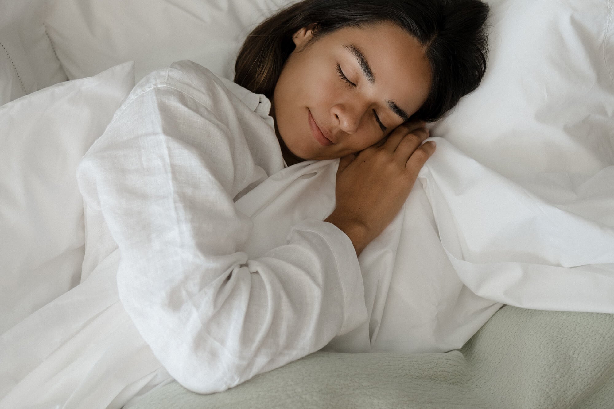 Sleep Well, Live Well: How Rest Impacts Hormones, Mood & Immunity