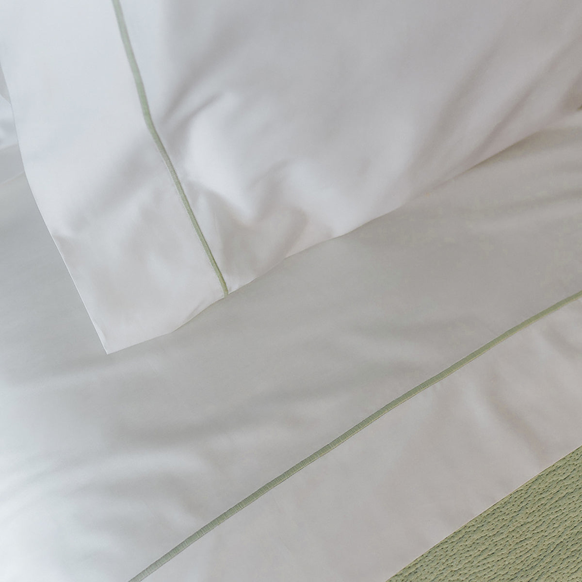 Serene Duvet Cover, close up of the contrast stitch detail on organic cotton