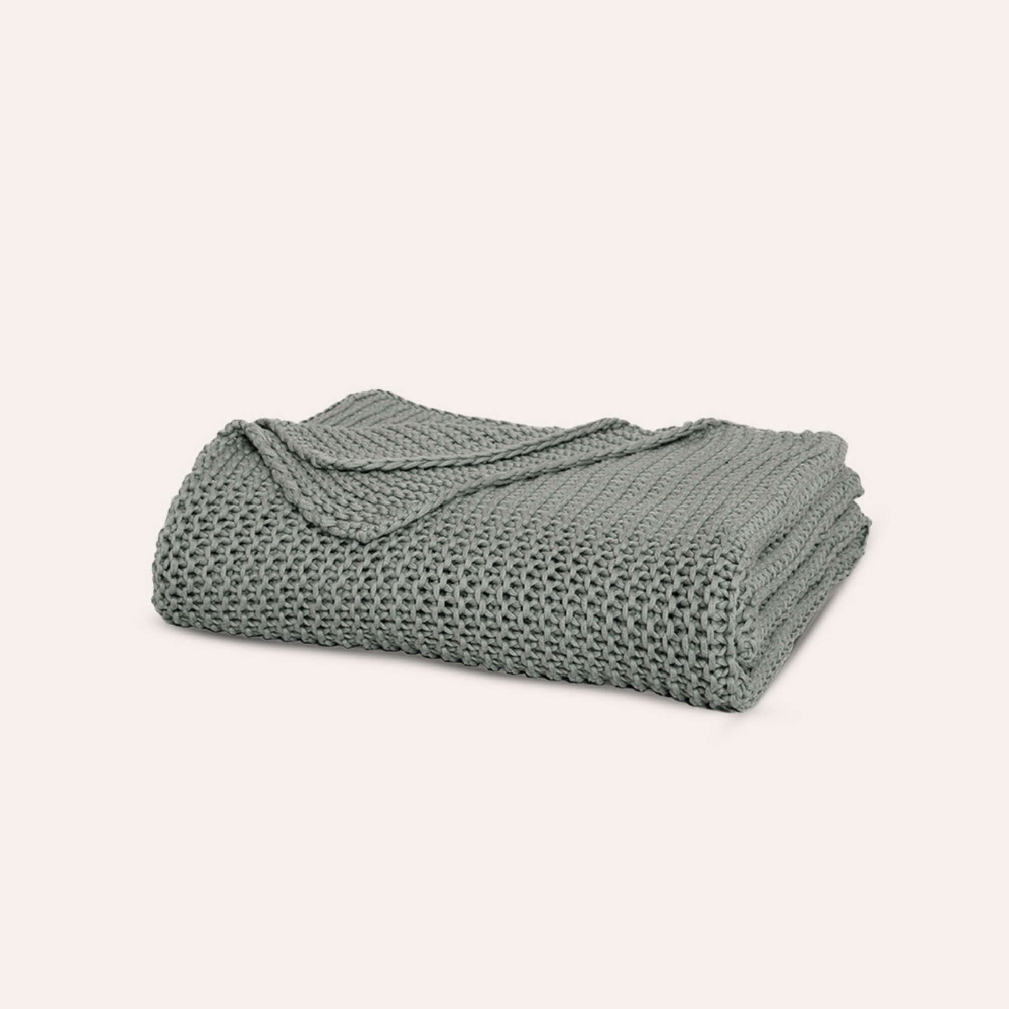 Whisper Throw Blanket by Rest & Reset in organic cotton, lightweight and soft blanket designed for warmth and relaxation